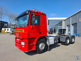 Mercedes-Benz Actros 3351 V8 / 6X4 / !! 182393 KM !! / RETARDER / 2XBIG AXLE / PTO / FULL-STEEL / DR