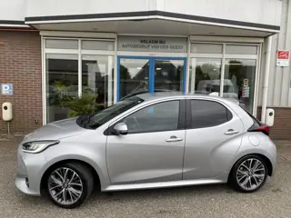 Toyota Yaris 1.5 Hybrid 130 Executive (bj 2024, automaat)