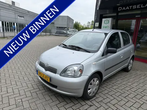 Toyota Yaris 1.3-16V VVT-i YORIN (bj 2002)