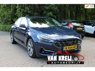 Hyundai I30 1.5 T-GDi MHEV Premium Sky Fastback, Full Options