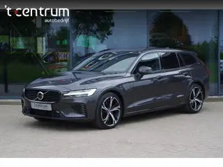 Volvo V60 2.0 T8 Plug-in Hybrid 456 PK AWD Ultimate Dark, Panoramadak, H/K Sound, 360 Camera