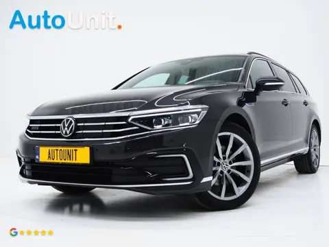 Volkswagen Passat Variant 1.4 TSI PHEV GTE 218PK | Panoramadak | Trekhaak | Massage | Camera | Virtu