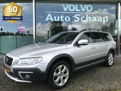 Volvo XC70 2.4 D5 AWD Polar Automaat | Rijklaar incl garantie | EURO6 Standkachel Trekhaak Adaptieve