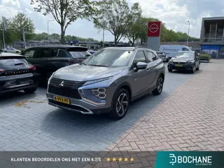 Mitsubishi Eclipse Cross 2.4 PHEV Intense+ | Carplay | Navigatie | Parkeersensoren voor en achter / 