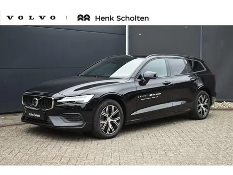 Volvo V60 2.0 B4 Essential Edition Adaptieve Cruise Control | BLIS | Stoel en stuurwiel verwarming |
