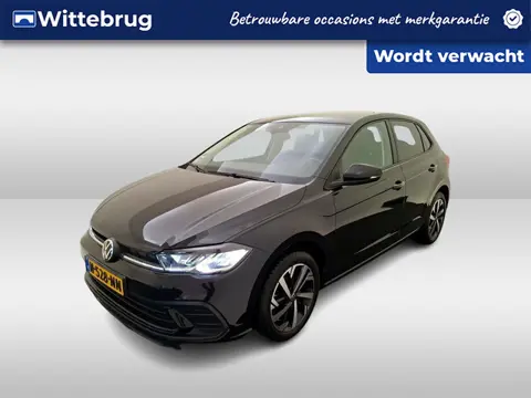 Volkswagen Polo 1.0 TSI Life / Carplay / Getint glas / 16 Inch / PDC