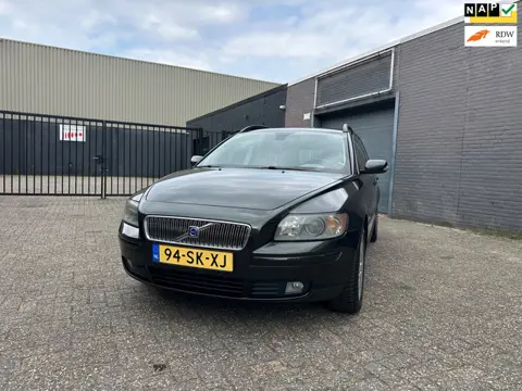 Volvo V50 2.4 Aut. Clima Cruise Navi Leer PDC Trekhaak APK NAP.