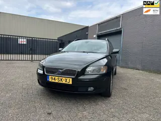 Volvo V50 2.4 Aut. Clima Cruise Navi Leer PDC Trekhaak APK NAP.