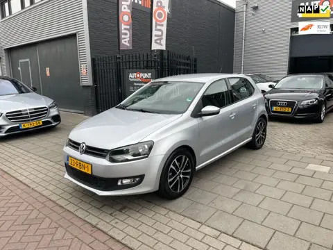 Volkswagen Polo 1.4-16V Comfortline Airco Navi NAP APK