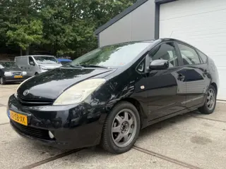 Toyota Prius 1.5 VVT-i | Navigatie | Clima | Automaat