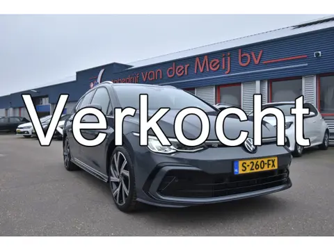 Volkswagen Golf 1.5 eTSI R-Line Business , BIN+BUIT R-LINE , TREKHAAK , A UITRIJ CAM , NAVI , CLIMAT