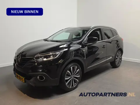 Renault Kadjar 1.2 TCe Bose - Panoramadak - Stoelverwarming - Dodehoekdetectie - Trekhaak