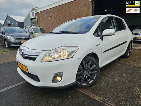 Toyota Auris 1.8 Full Hybrid Executive GARANTIE