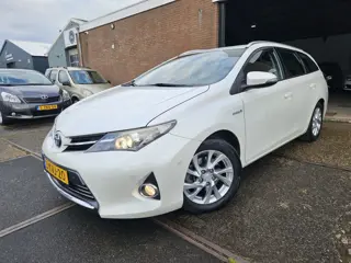 Toyota Auris Touring Sports 1.8 Hybrid Executive GARANTIE