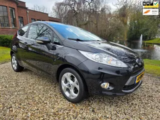 Ford Fiesta 1.4 Titanium AIRCO/cruise *apk:02-2027*