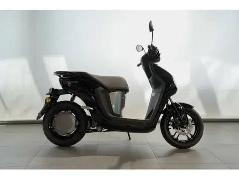 Yamaha NEO'S DUAL BATTERY (bj 2026)
