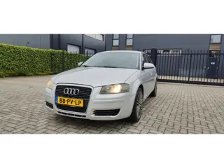 Audi A3 Sportback 2.0 FSI Attraction (bj 2005)