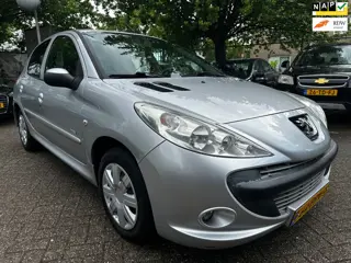 Peugeot 206 + 1.4 Millesim 200