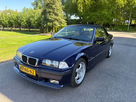 BMW 3-serie Cabrio 320i Executive