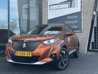 Peugeot 2008 1.2 Allure*130PK*NAVI*CAM*HAAK*ECC*CRUISE*