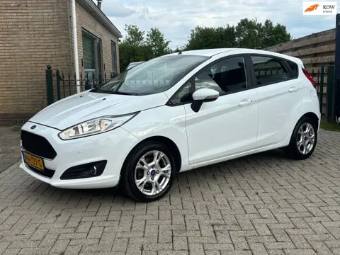 Ford Fiesta 1.0 Style Ultimate | 5drs |nw apk | xenon | isofix | koopje !