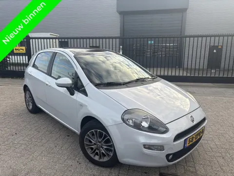 Fiat Punto Evo 1.3 M-Jet Panorama|Clima|Parksens|Cruise