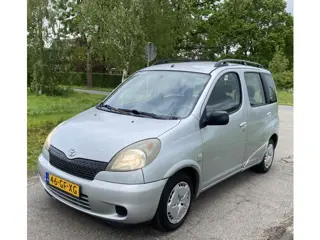 Toyota Yaris Verso 1.3-16V VVT-i Luna (bj 2000, automaat)