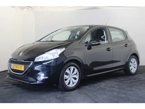Peugeot 208 1.2 e-VTi Envy (bj 2014, automaat)