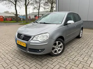 Volkswagen Polo 1.2-12V Airco inruil koopje € 1250