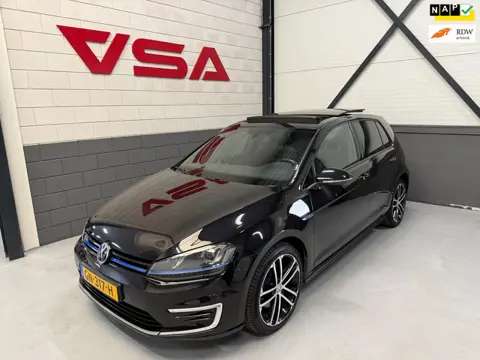 Volkswagen Golf 1.4 TSI GTE|Panorama|Carplay|Flippers|Cruise|PDC|GTE|Navi|Climate|Aflevering|NL auto