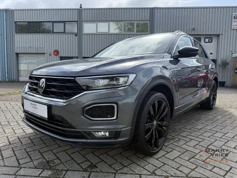 Volkswagen T-Roc 1.5 TSI Sport Business R-Line | Afneembare Trekhaak | Adaptieve Cruisecontrol | Dig