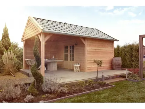 Tuinhuis in douglas hout
