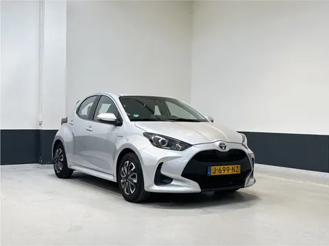 Toyota Yaris 1.5 Hybrid Active | Camera | Carplay/ Android Auto| PDC | NL | 1 EIg|