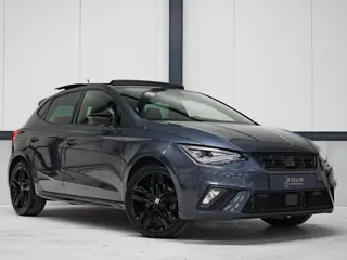 SEAT Ibiza 1.5 TSI FR Pro Black Edition | Pano | Keyless | Camera | Carplay |