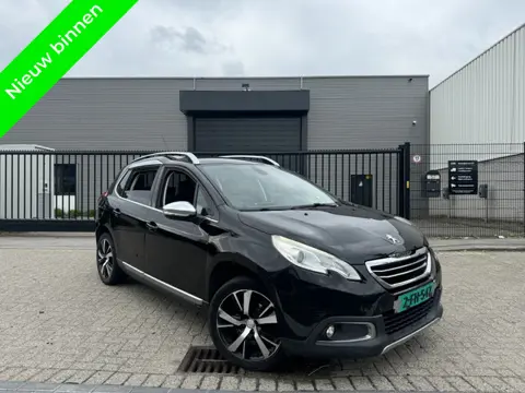 Peugeot 2008 1.6 HDI Allure Navi|Clima|Sensor||Cruise