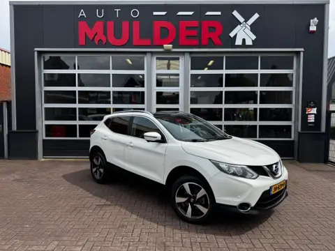 NISSAN QASHQAI  1.6 DIG-T N-CONNECTA / CAMERA / NAVI / CRUISE / TREKHAAK / LED / LANEASSIST / PANODAK / RIJKLAAR!