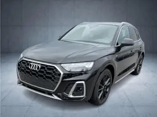 Audi Q5 55 TFSI e S edition Competition SLine|367PK|Headup|Luchtvering