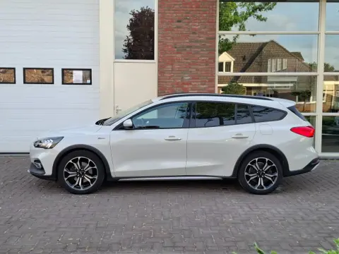 FORD FOCUS WAGON 1.0 114 KW 155 PK ECOBOOST HYBRID ACTIVE X BUSINESS 2 jaar garantie