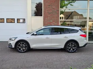 FORD FOCUS WAGON 1.0 114 KW 155 PK ECOBOOST HYBRID ACTIVE X BUSINESS 2 jaar garantie