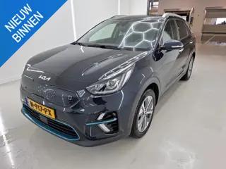 KIA E-NIRO EXECUTIVELINE 64 KWH I 3-FASE I 100% SOH I ADAPTIVE CRUISE CONTROL I LEDEREN BEKLEDING I 