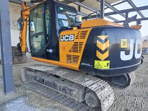 JCB JS 145 LC T4 (bj 2015)