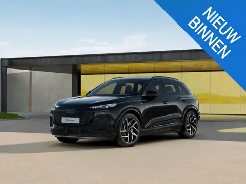 Audi Q6 e-tron S edition performance 100 kWh |Panorama dak |Trekhaak |360 camera | Memory seats | Sf