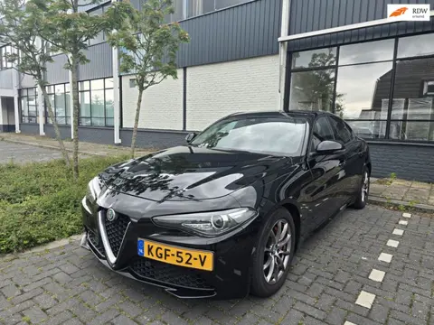 Alfa Romeo GIULIA 2.0T Super Afneembare Trekhaak Nieuwe APK & Onderhoudsbeurt