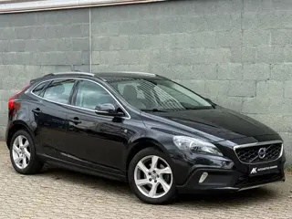 Volvo V40 Cross Country 1.6 D2 Ocean Race Automaat | Pano | Memory | Camera | Leer | Stoelverwarming