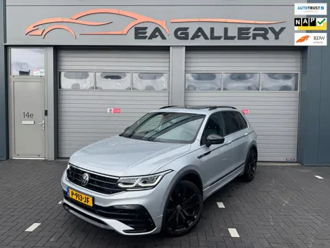 Volkswagen Tiguan 1.5 TSI R-Line Business+ Cruise NAP Pano