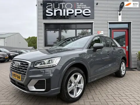 Audi Q2 35 TFSI S Edition -150 PK-AUTOMAAT-FULL LED-NARDO GREY-DAB+-STOELVERWARMING-NAVI-ISOFIX-CLIM