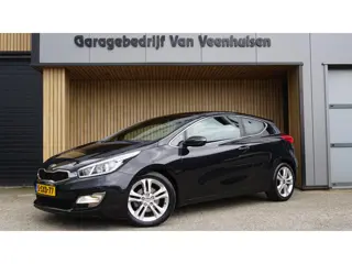 Kia ProCeed 1.6 GDI 135pk 3Drs Business Pack Navi A-Camera 17inch LM Clima *NL auto* Keurig exemplaa
