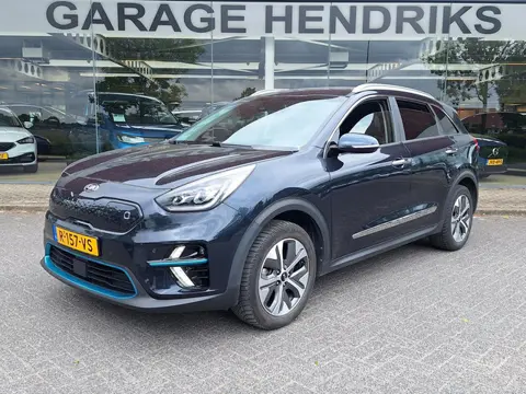 Kia e-Niro DynamicLinePlus 64 kWh | SOH: 94,9% | Leder | Adaptive CC | Climate | Navi | Stoel-en Stu