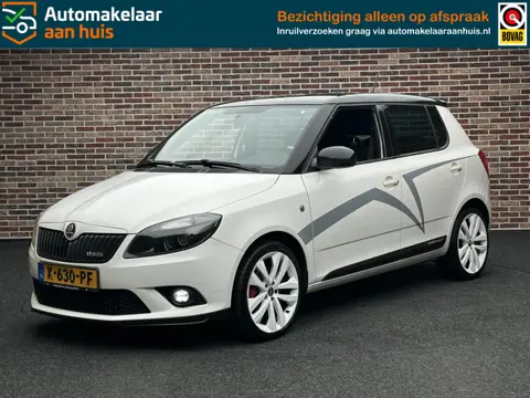 Skoda Fabia 1.4 TSI RS Navi DSG 240PK Stoelvrwm Carbon