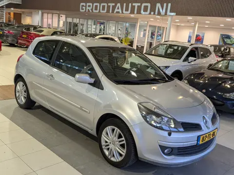 Renault Clio 1.6-16V Initiale Airco, Cruise Control, Trekhaak, Stuurbekrachtiging